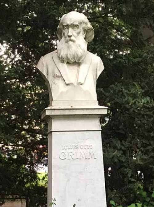 Bust of the composer Julius Otto Grimm
